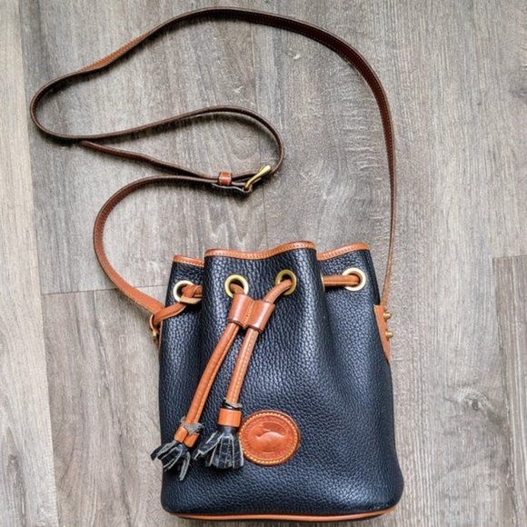 Dooney & Bourke AWL Vintage Leather Bucket Bag - Picture 1 of 8